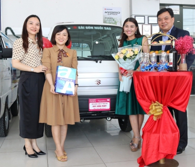 HOÀN THÀNH CHỈ TIÊU DOANH SỐ CỦA DOUBLE, CẢM ƠN NHÀ NHẬP KHẨU NHÂN DŨNG CÙNG TẬP ĐOÀN DOUBLE ĐÃ TRAO TẶNG CHIẾC XE VỀ VỚI ĐỘI NHÀ